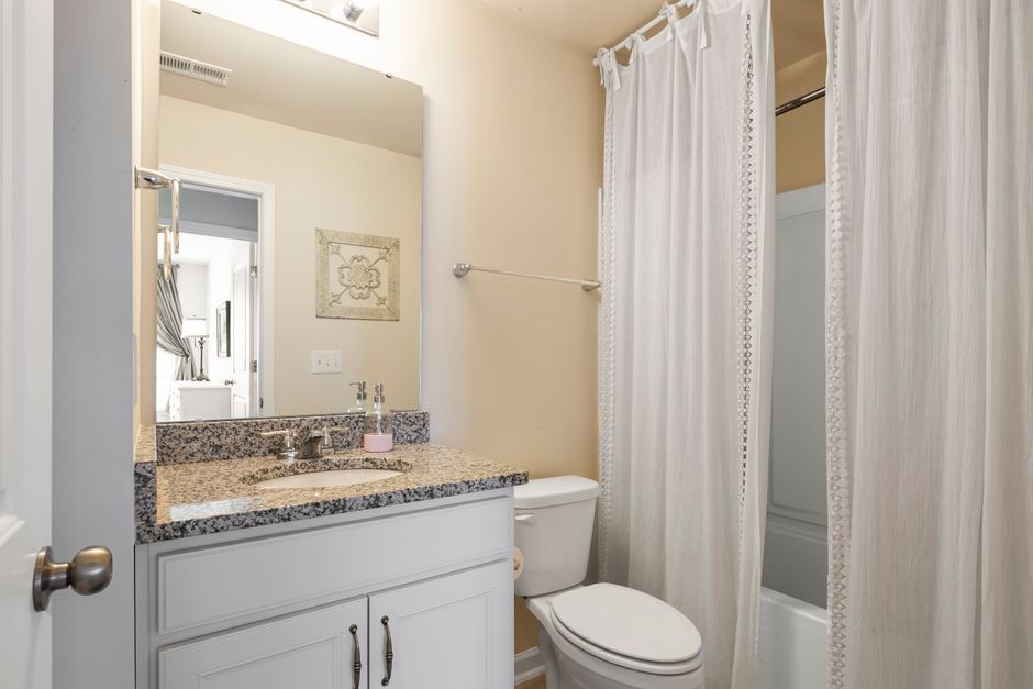 Loyang 3-Bedroom HDB For Sale — Bathroom