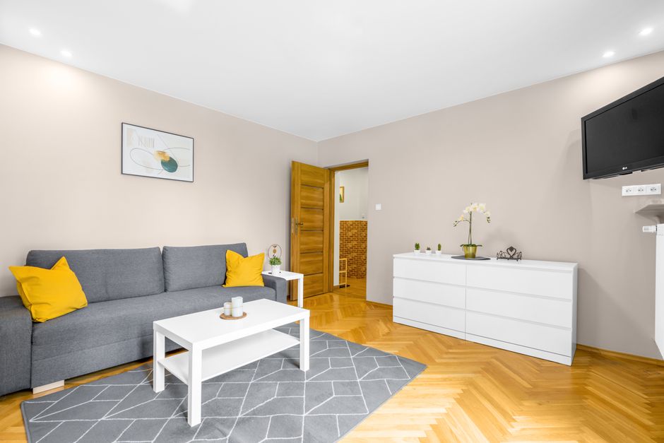Potong Pasir 3-Bedroom HDB For Sale — Living Room