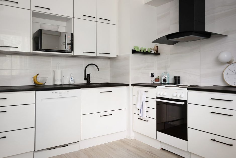 Kovan 2-Bedroom HDB For Sale — Kitchen