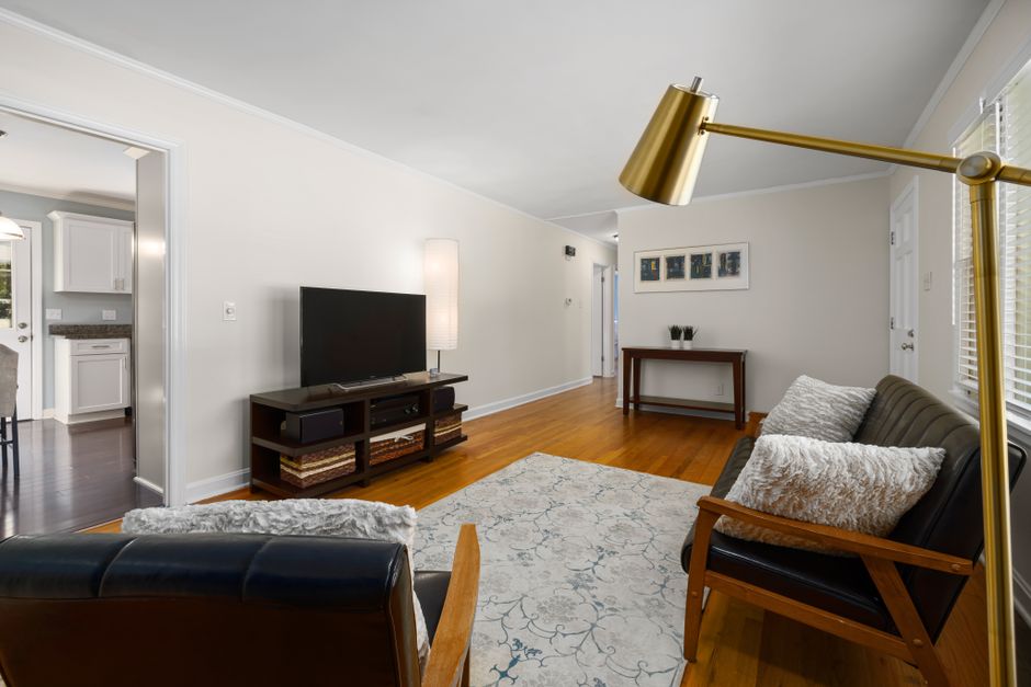 Mirage Vue 3-Bedroom Condominium For Sale — Living Room