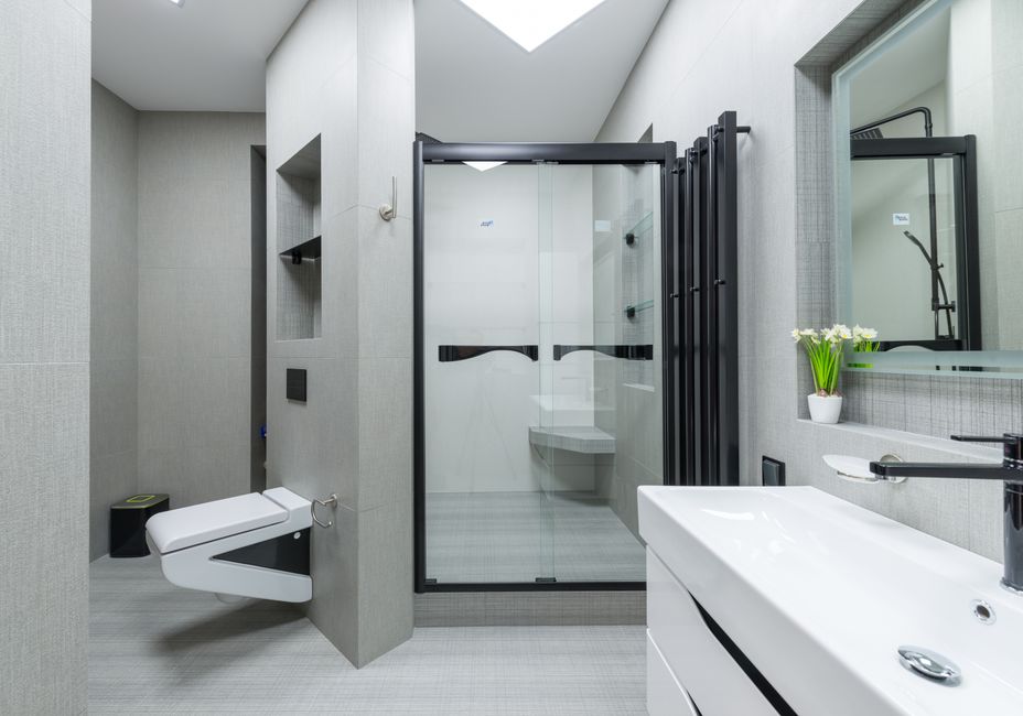 Mirage @ Jurong East 4-Bedroom Condominium For Sale — Bathroom