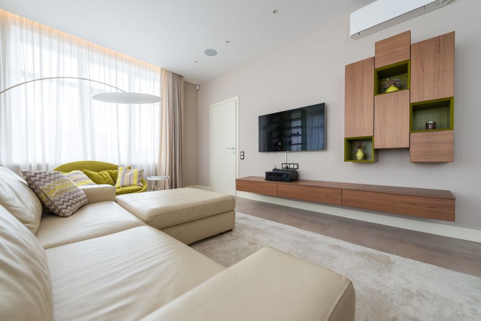 Meridian Park 3-Bedroom Apartment For Sale — Living Room
