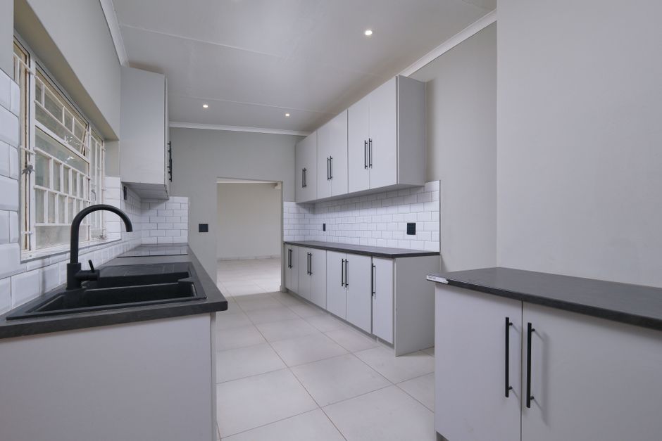 Solstice Marigold 4-Bedroom EC For Sale — Kitchen