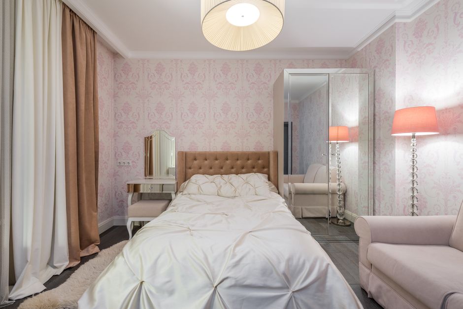 Camberly Vue 6-Bedroom Terrace For Sale — Bedroom