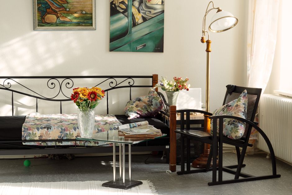 Avenue Aurelia 6-Bedroom Terrace For Sale — Living Room