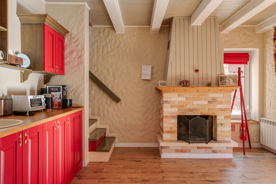 Grand Mirage Commercial For Sale — Kitchen